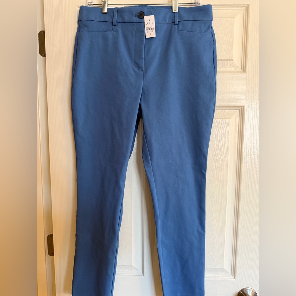 LOFT Sutton Skinny Pants Size 10 Light Blue